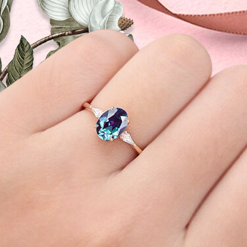 Oval Shape Alexandrite Ring Vintage Engagement Ring 18K Rose Gold Alexandrite Ring Unique Wedding Bridal Ring Anniversary Gift Ring