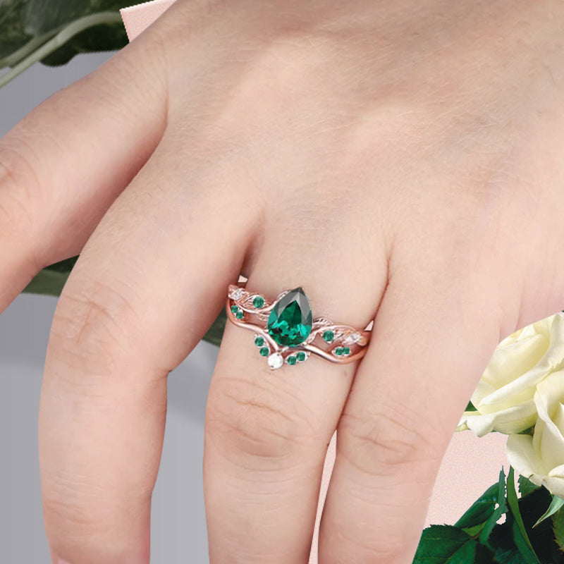 Vintage Pear Shape Emerald Engagement Ring Set Unique Emerald Gemstone Promise Bridal Ring Set Anniversary Gift