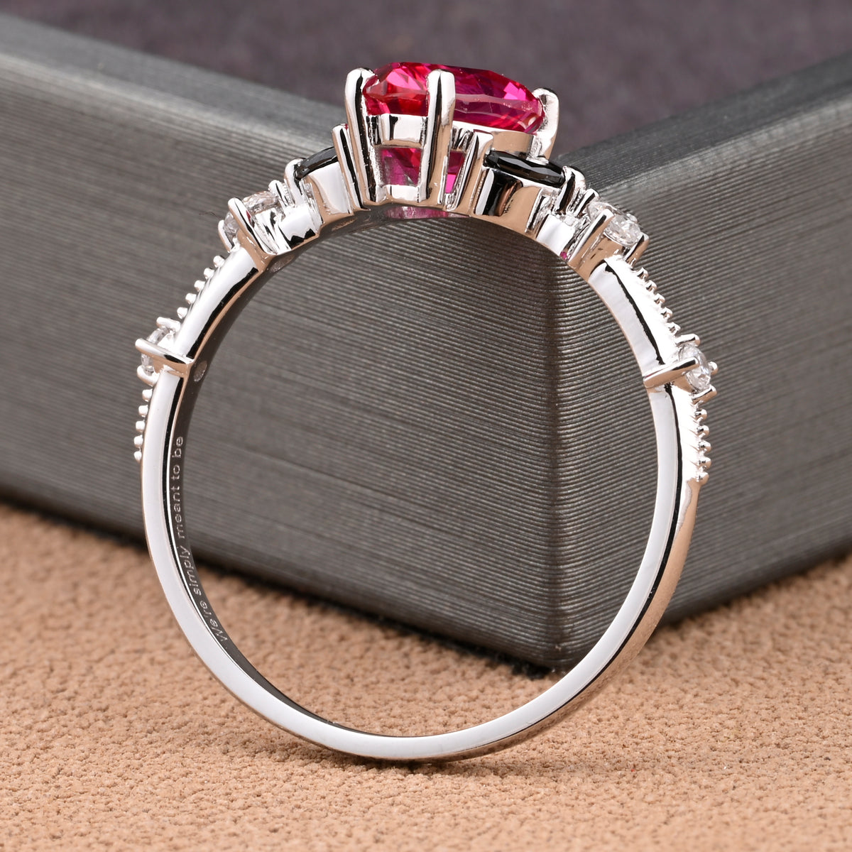 Bague de fiançailles vintage ovale en pierre de lune, bague de promesse unique en opale et moissanite