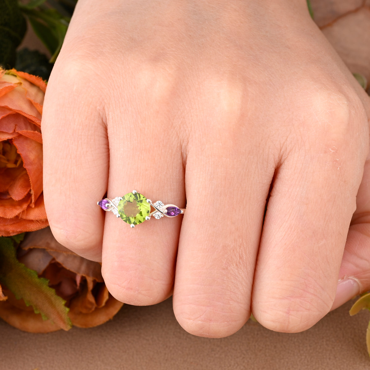 Unique Round Cut Peridot Engagement Ring Vintage Rose Gold Moissanite Wedding Ring For Women Amethyst Bridal Ring Anniversary Gift For Her