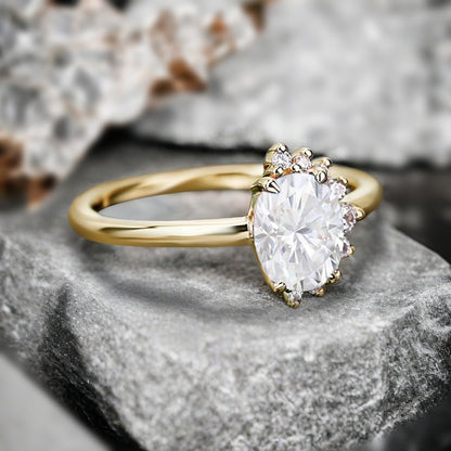 Vintage Moissanite Engagement Ring Oval Shape Anniversary Ring Solid Gold Solitaire Unique Moissanite Ring for Women