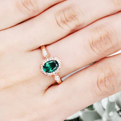 Vintage Emerald Engagement Ring Oval Shape Anniversary Ring Solid Gold Solitaire Ring for Women