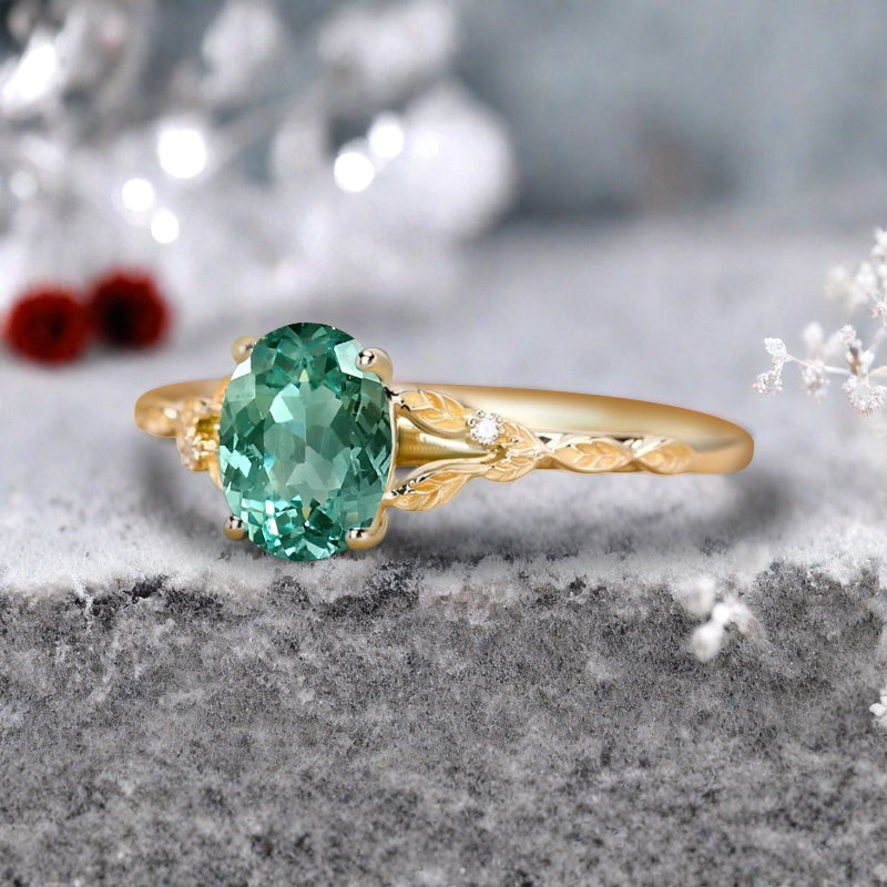 Oval Tsavorite Engagement Ring Vintage Rose Gold White Ring Women Moissanite Twisted Hollow Wedding Ring Bridal Promise Ring