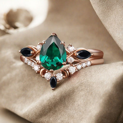 Vintage Pear Shape Emerald Engagement Ring Set Unique Black Onyx Gemstone Promise Bridal Ring Set Anniversary Gift