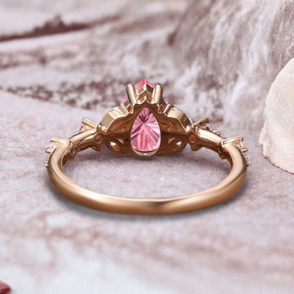 Vintage Oval Mondstein Verlobungsring Unikat Opal Moissanit Versprechensring