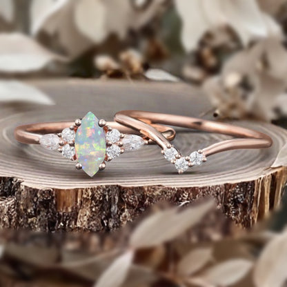 Bague de fiançailles vintage ovale en pierre de lune, bague de promesse unique en opale et moissanite
