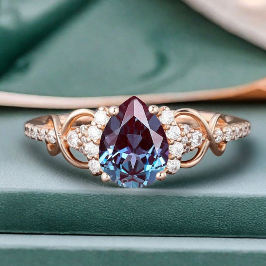 Vintage Alexandrite Ring Unique Pear Cut Engagement Moissanite Cluster Wedding Promise Ring For Women Delicate Gemstone Ring