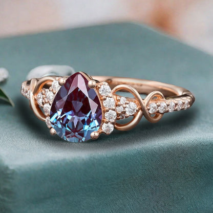 Vintage Alexandrite Ring Unique Pear Cut Engagement Moissanite Cluster Wedding Promise Ring For Women Delicate Gemstone Ring