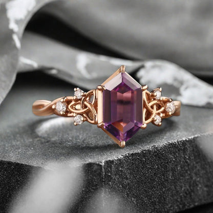 Bague de fiançailles Art déco en labradorite et moissanite taille ovale