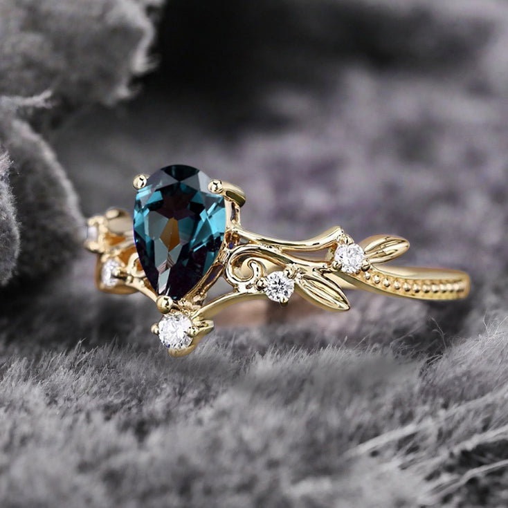 Vintage pear shaped alexandrite engagement ring leaf ring art deco bridal ring 14k rose gold ring for women promise bridal ring unique ring