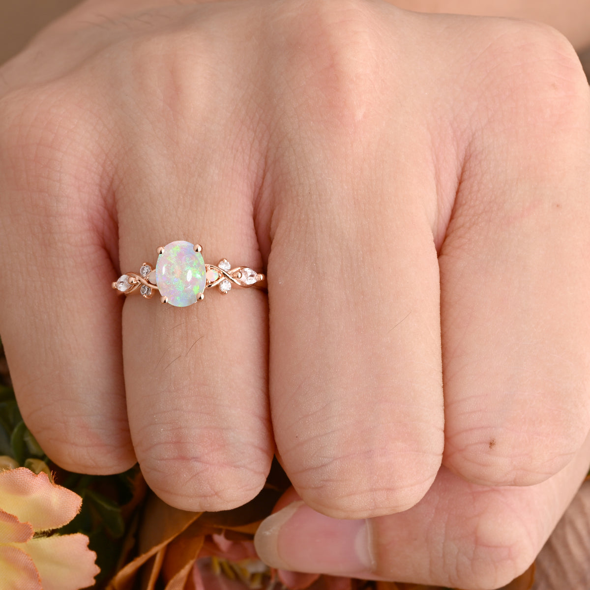 Bague de fiançailles vintage ovale en pierre de lune, bague de promesse unique en opale et moissanite
